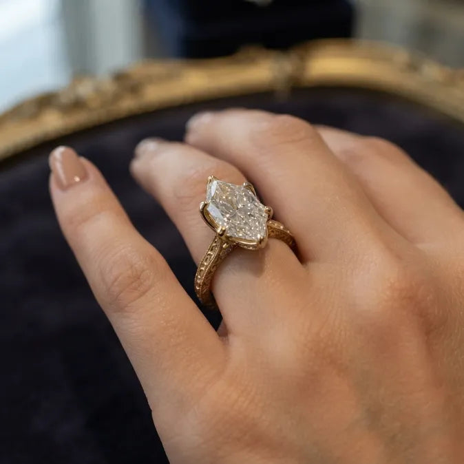 The Sunflower Marquise Ring: Vintage Hand-Engraved Elegance That Never Snags-Last Day Sale-90% OFF🔥