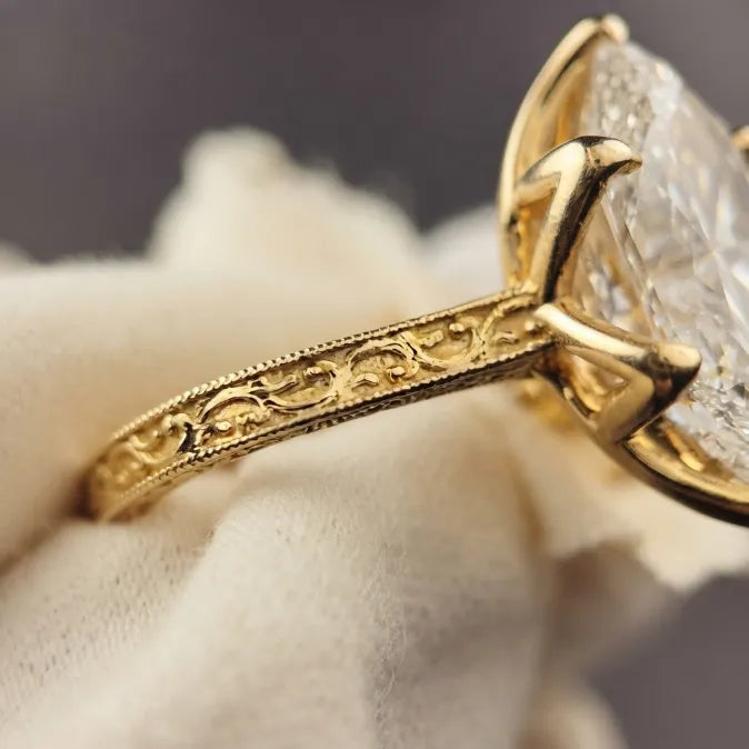 The Sunflower Marquise Ring: Vintage Hand-Engraved Elegance That Never Snags-Last Day Sale-90% OFF🔥