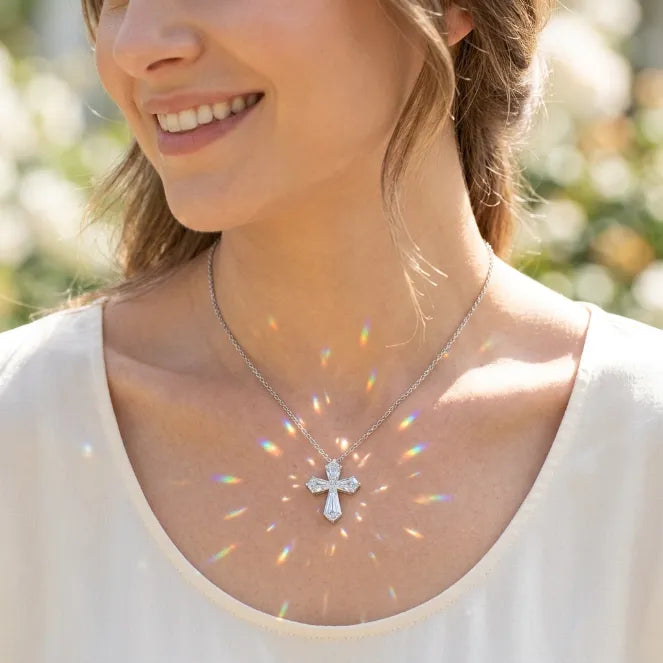 Kite-Cut Moissanite Cross Necklace | VVS1 Diamond Brilliance 925 Sterling Silver